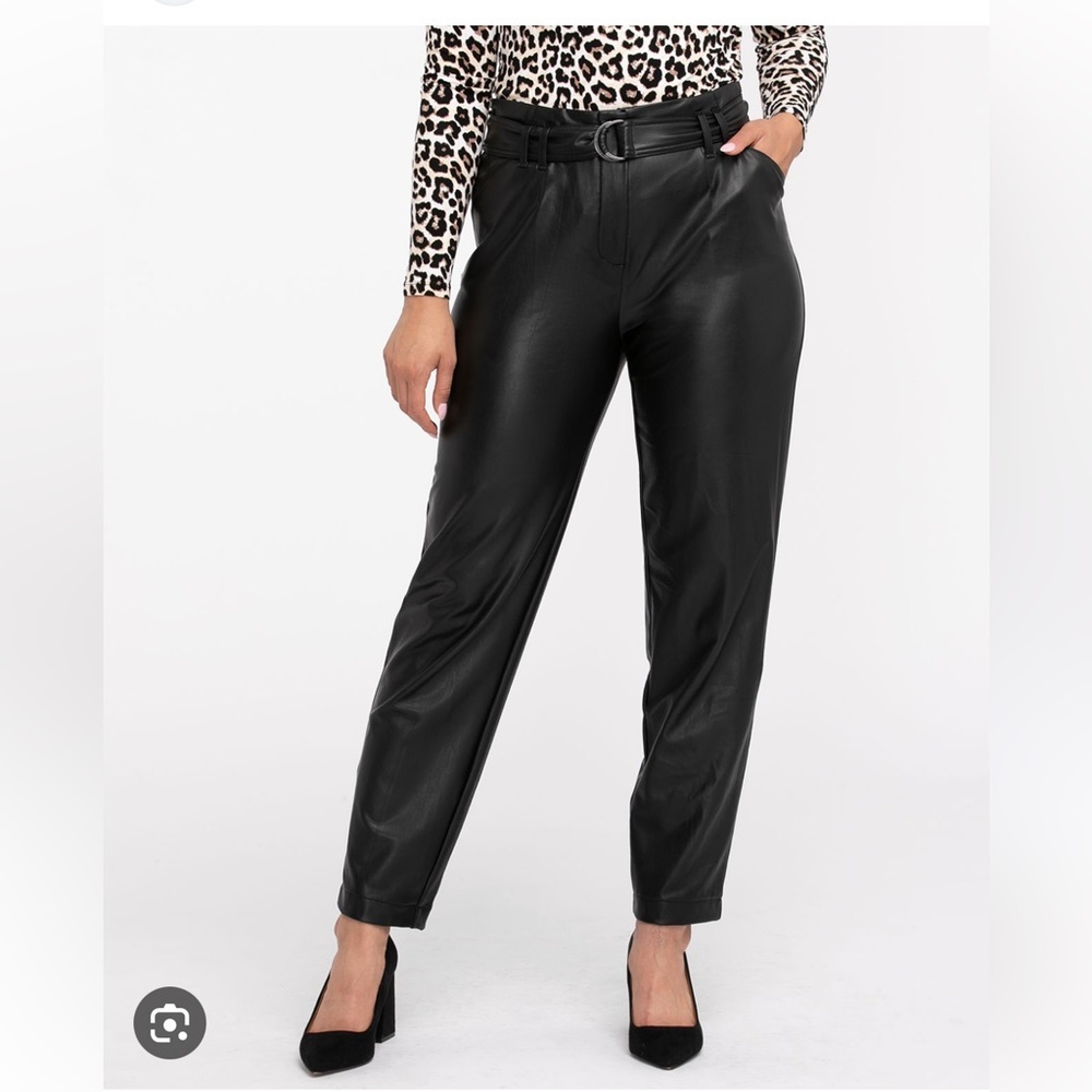 Cleo Petites Vegan Leather Paper Bag Pants, Black Size 12P. NWOT